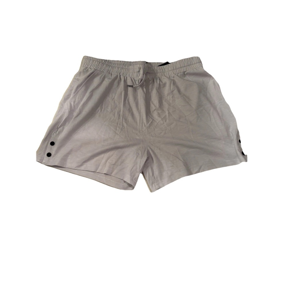 New‎ Women's Athletic White Shorts size large By Mofiz